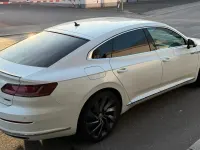 Gebraucht VW Arteon R-line 190 PS (139 kW) 2018 Weiß Kleinwagen