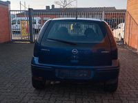 Używany Opel Corsa 101 KM (74 kW) 2004 Niebieski Hatchback