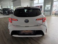 Gebraucht Toyota Corolla Team 122 PS (89 kW) 2022 Schneeweiß Limousine