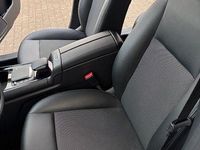 Gebraucht Mercedes B250e 218 PS (160 kW) 2021 Weiß Van / Kleinbus