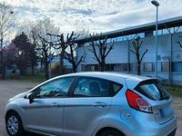 Gebraucht Ford Fiesta Titanium 95 PS (69 kW) 2013 Silber Kleinwagen