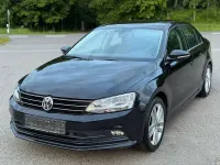 Gebraucht VW Jetta 125 PS (91 kW) 2015 Blau Limousine