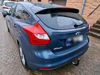Gebraucht Ford Focus 136 PS (100 kW) 2014 Grau Kleinwagen