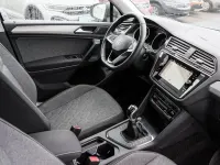 Gebraucht VW Tiguan Move 150 PS (110 kW) 2023 Delfingrau metallic SUV