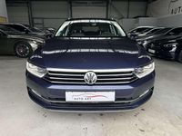 Gebraucht VW Passat Highline 179 PS (131 kW) 2015 Blau Kombi