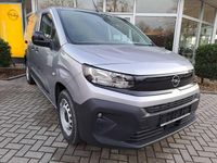 Neu Opel Combo Basis 131 PS (96 kW) 2025 Grau Kombi