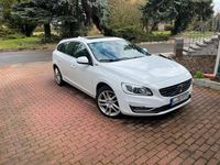 Gebraucht Volvo V60 Summum 288 PS (211 kW) 2017 Weiß Kombi