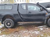 Gebraucht Mitsubishi L200 136 PS (100 kW) 2006 Schwarz Abholung