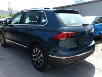 Gebraucht VW Tiguan Life 150 PS (110 kW) 2022 Blau metallic SUV