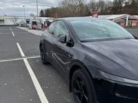 Neu Tesla Model Y 188 kW (256 PS) 2026 Schwarz SUV