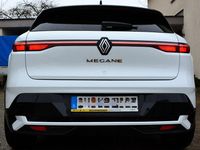 Gebraucht Renault Megane E-Tech Iconic 160 kW (218 PS) 2022 Weiß Limousine