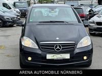 Gebraucht Mercedes A180 116 PS (85 kW) 2009 Kosmosschwarz  metalliclack Limousine