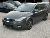 Gebraucht Kia Ceed 128 PS (94 kW) 2011 Silber Kleinwagen