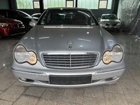 Second-hand Mercedes C220 Elegance 143 CP (105 kW) 2001 Argintiu Berlinǎ
