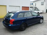 Gebraucht Toyota Avensis Sol 129 PS (94 kW) 2003 Blau Kombi