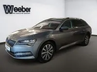 Gebraucht Skoda Superb Style 200 PS (147 kW) 2023 Graphitegrau (metallic) Kombi
