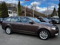 Gebraucht Skoda Octavia Ambition 150 PS (110 kW) 2016 Braun Kleinwagen