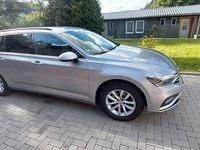 Gebraucht VW Passat 120 PS (88 kW) 2020 Silber Kombi