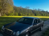 Gebraucht Mercedes E240 Elegance 170 PS (125 kW) 1997 Grau Limousine