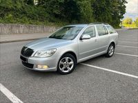 Gebraucht Skoda Octavia 77 PS (56 kW) 2010 Silber Kombi