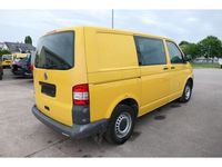 Gebraucht VW T5 84 PS (61 kW) 2011 Ginstergelb r1032 Van