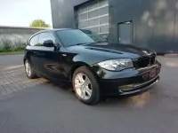 Gebraucht BMW 116 122 PS (89 kW) 2011 Schwarz Kleinwagen