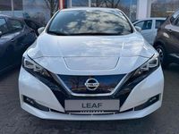 Gebraucht Nissan Leaf Tekna 160 kW (218 PS) 2022 Weiß Kleinwagen