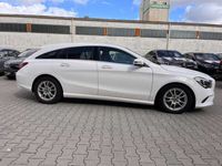 gebraucht Mercedes CLA200 Shooting Brake 7G-DCT.PDC-CAM NAVI LED-HIGHP.1HAND