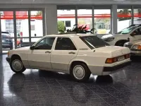 Gebraucht Mercedes 190 75 PS (55 kW) 1989 Weiß Limousine