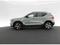 Gebraucht Volvo XC40 Plus 163 PS (119 kW) 2023 Grün SUV