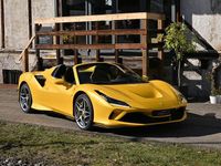 Gebraucht Ferrari F8 721 PS (530 kW) 2023 Giallo triple strato Cabrio