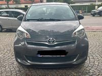 Gebraucht Toyota Verso-S 99 PS (72 kW) 2011 Grau Van / Kleinbus