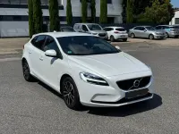 Gebraucht Volvo V40 150 PS (110 kW) 2018 Weiß Limousine