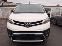 Gebraucht Toyota Proace Comfort 122 PS (89 kW) 2019 Weiß Van / Kleinbus