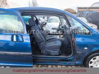 Gebraucht Peugeot 1007 Premium 73 PS (53 kW) 2005 Blau Van / Kleinbus