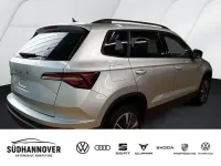 Gebraucht Skoda Karoq Tour 150 PS (110 kW) 2025 Silber SUV