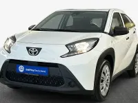 Gebraucht Toyota Aygo X Play 72 PS (52 kW) 2023 Schneeweiß SUV