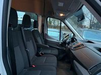 Gebraucht Ford Transit Trend 243 PS (178 kW) 2018 Weiß Kombi