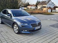 Gebraucht Skoda Superb Style 190 PS (139 kW) 2017 Grau Limousine