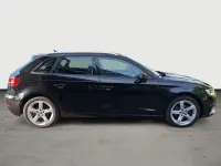 Gebraucht Audi A3 Sport 116 PS (85 kW) 2018 Schwarz Limousine