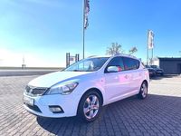 Gebraucht Kia Ceed Sportswagon 125 PS (91 kW) 2012 Weiß Kombi