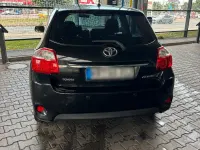 Gebraucht Toyota Auris 132 PS (97 kW) 2012 Schwarz Kleinwagen