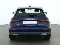 Gebraucht Audi A3 Ambiente 110 PS (80 kW) 2021 Navarrablau metallic (metallic) Limousine