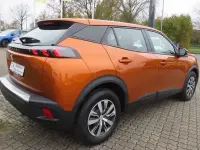 Gebraucht Peugeot 2008 Active 101 PS (74 kW) 2021 Orange fusion metallic SUV