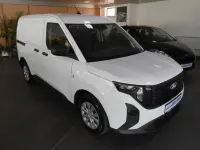 Gebraucht Ford Transit Trend 101 PS (74 kW) 2024 Weiß Van / Kleinbus