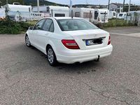 Gebraucht Mercedes C180 156 PS (114 kW) 2011 Weiß Limousine