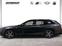 Gebraucht BMW 540 Comfort Edition 303 PS (222 kW) 2025 Grau Kombi