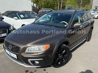 Gebraucht Volvo XC70 Summum 181 PS (133 kW) 2014 Braun Kombi