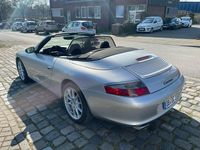 Gebraucht Porsche 996 320 PS (235 kW) 2002 Silber Cabrio