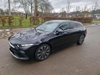 Gebraucht Mercedes CLA180 Shooting Brake 136 PS (100 kW) 2022 Schwarz Kombi